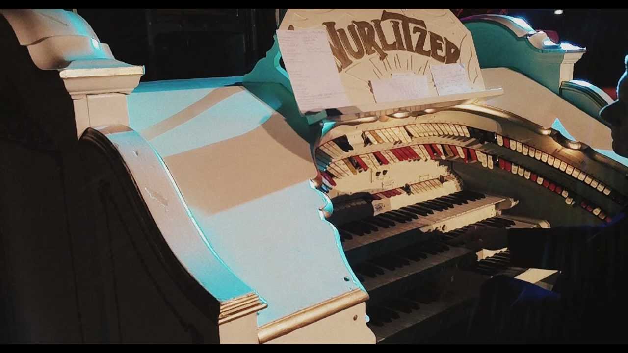 The Music of Cole Porter - Robert Wolfe at Blackpool Opera House.