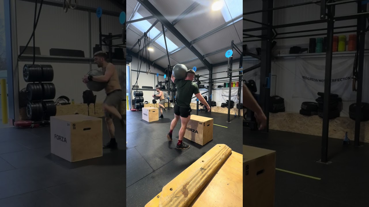 CrossFit Open 26.1 Dan Hussey (right) Jake Cook (left) 