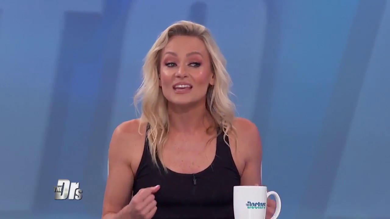 Simone De La Rue features on The Doctors to share her Best At-Home Workout Tips