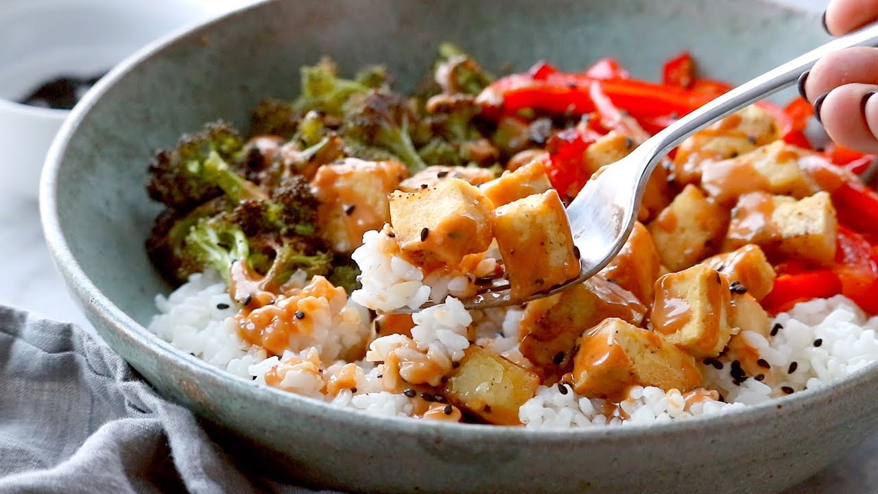 Spicy Peanut Tofu Bowls