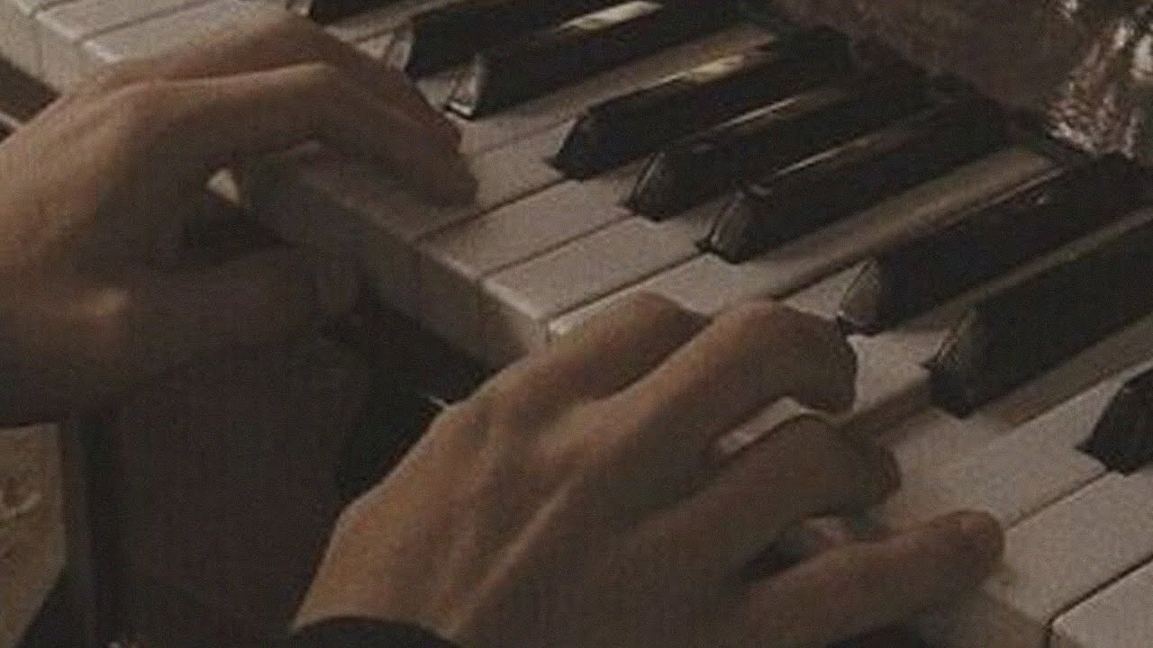 A playlist for quiet hearts.. (a quiet classical playlist)