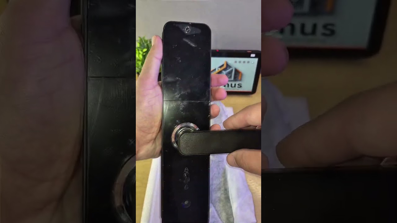 Fechadura Inteligente Coibeu @domusautomacao7l  #FechaduraInteligente #Tuya #Coibeu #Shorts