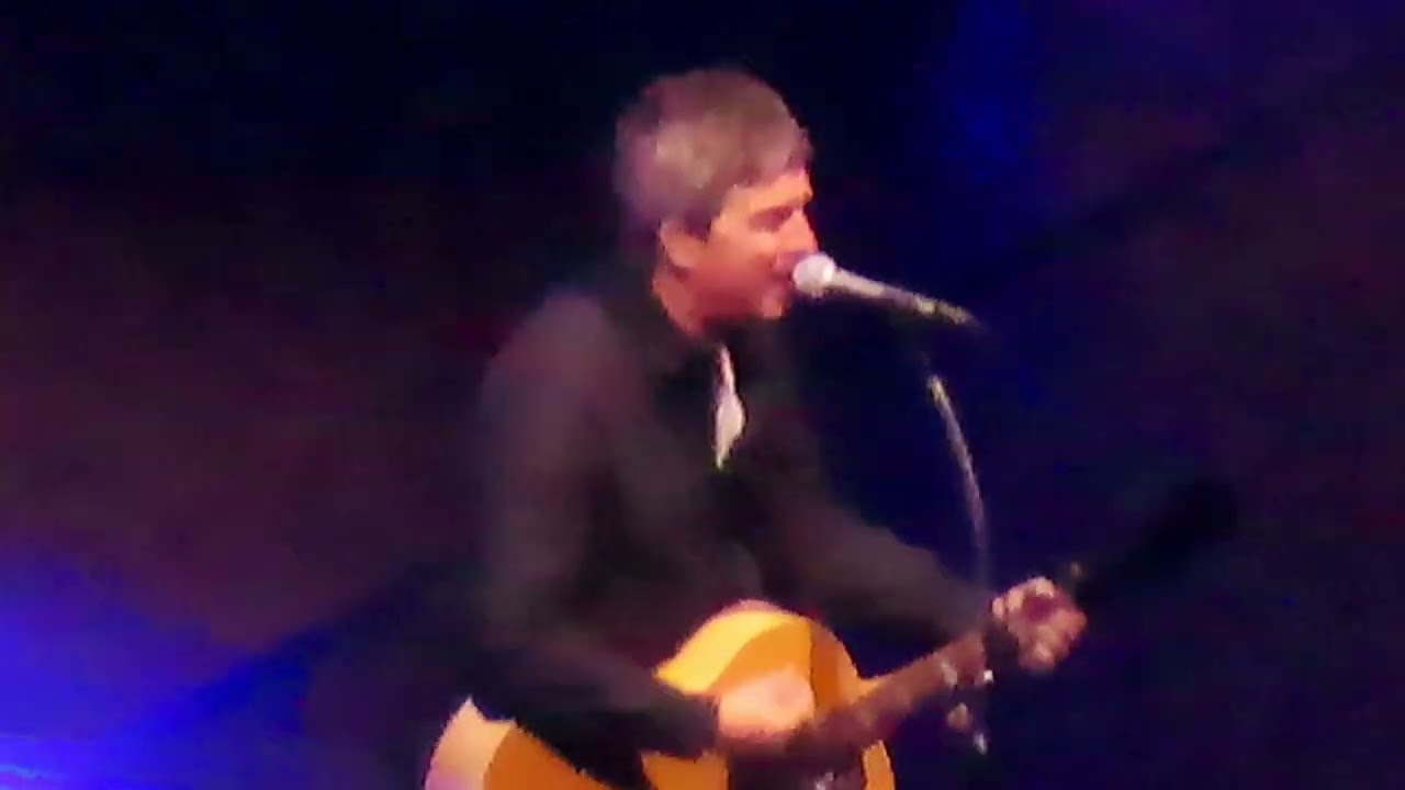 Oasis Half The World Away live Sydney 7 November 2025 
