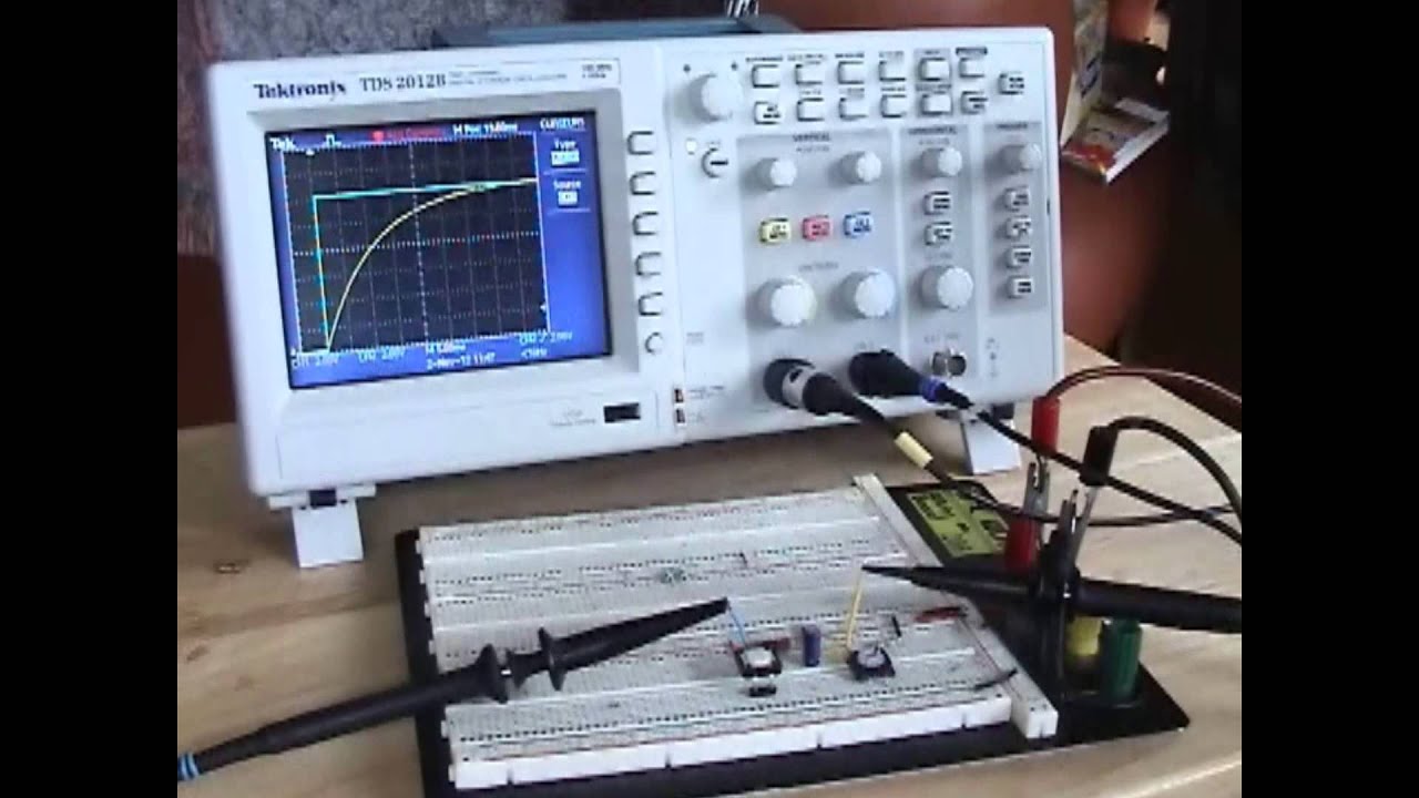 Utiliser l'oscilloscope enregistreur analogique
