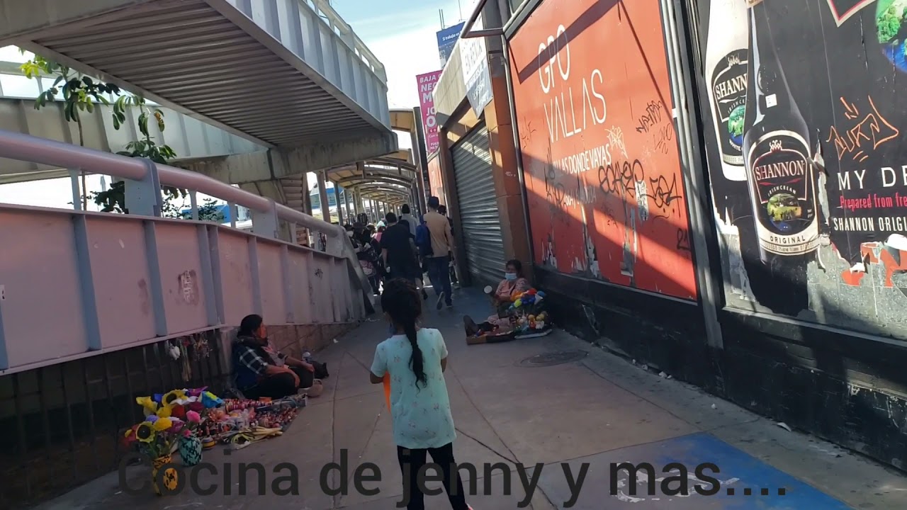 La garita de San  Ysidro/Tijuana caminando IDA y Vuelta🏢🛣