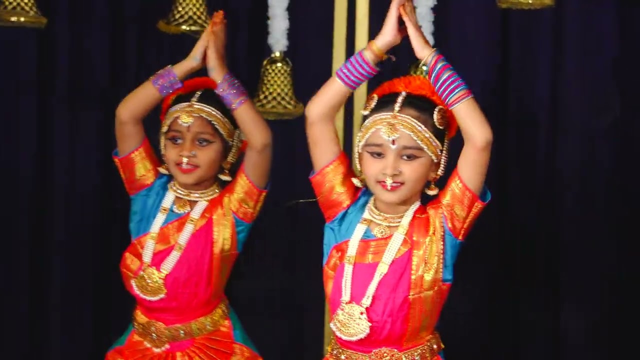 Ganapati shloka dance.... Nrutyangana natya and Kala Kendra Bidar. 