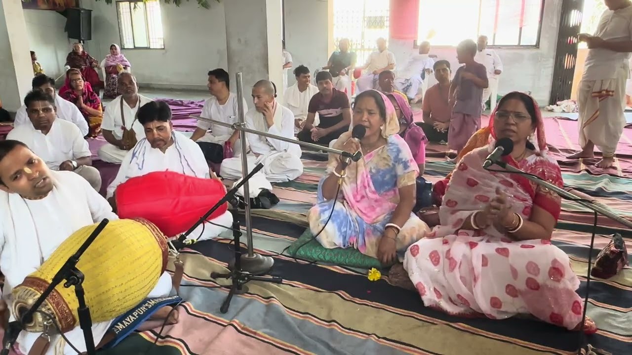Kirtan by H.G Srimukhi Vinita Devi Dasi