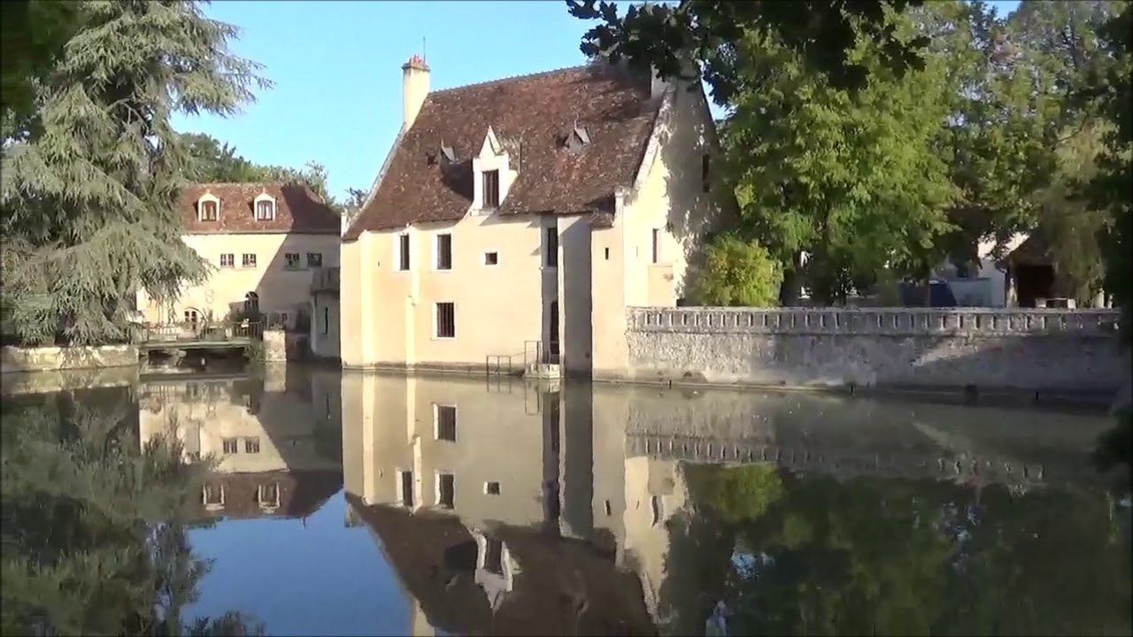 Going to the tip, Mezieres en Brenne and St Michel en Brenne