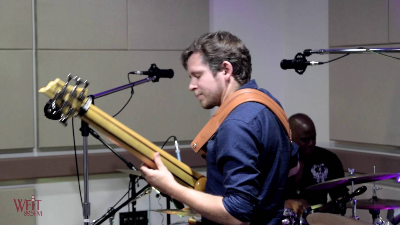 Brian Tarquin Live In Studio at WFIT - Razor's Edge