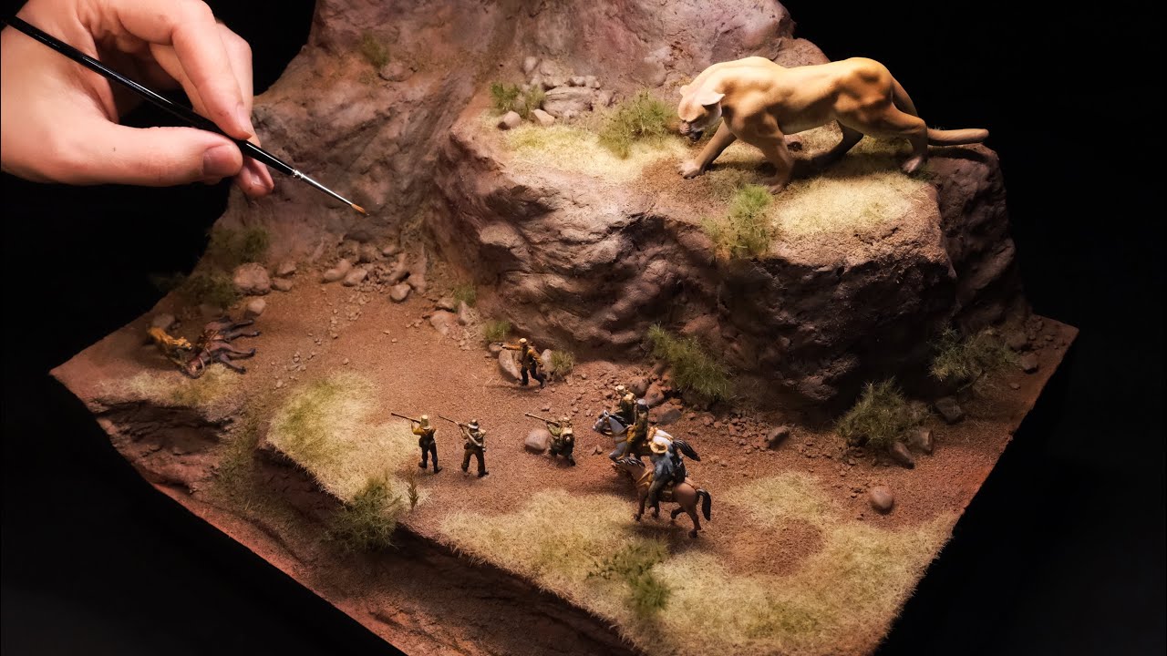 Building a Terrifying Cougar Encounter Diorama