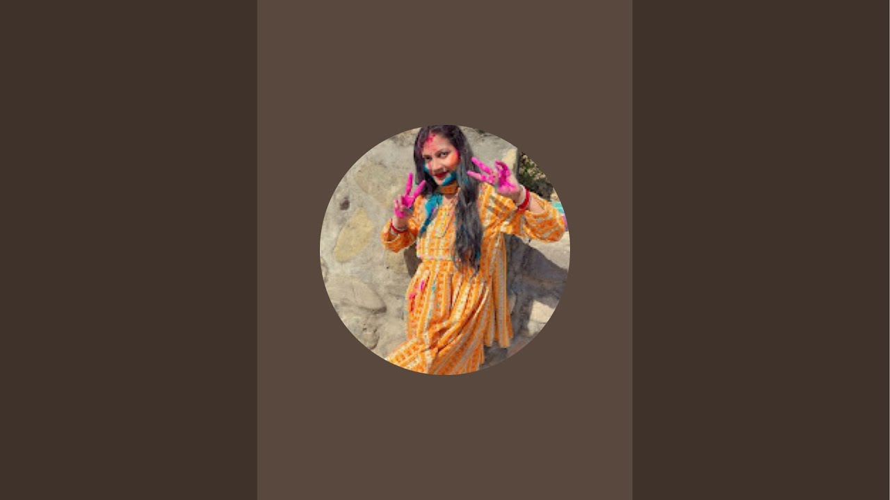 Naina blogger is live