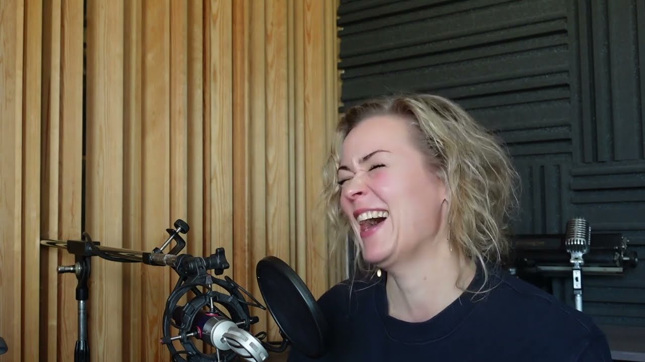 Eps 64 - Line snakker med - Anne Sewitsky
