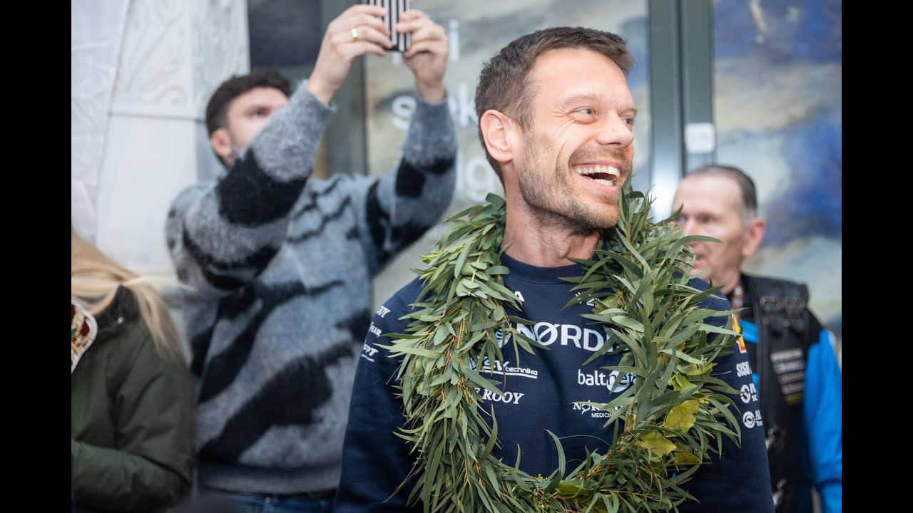 Fantastiškas Vaidoto Žalos pasitikimas Vilniuje po laimėto Dakaro ralio sunkvežimių įskaitoje