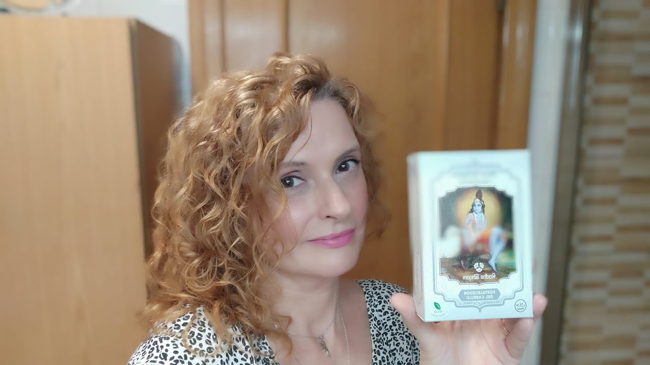 Tratamiento fortalecedor del cabello con quinquina