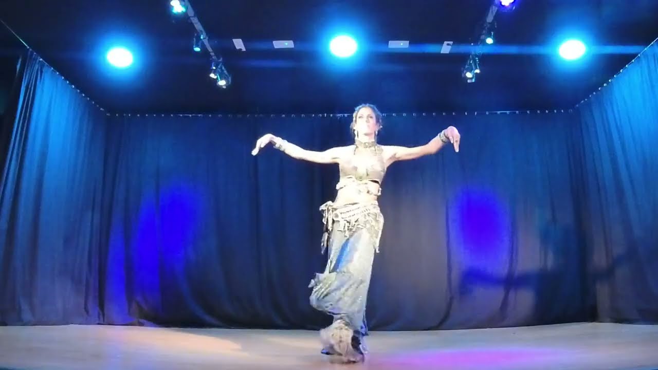 VICKYQAMAR - PISCIS - OPEN STAGE 2025