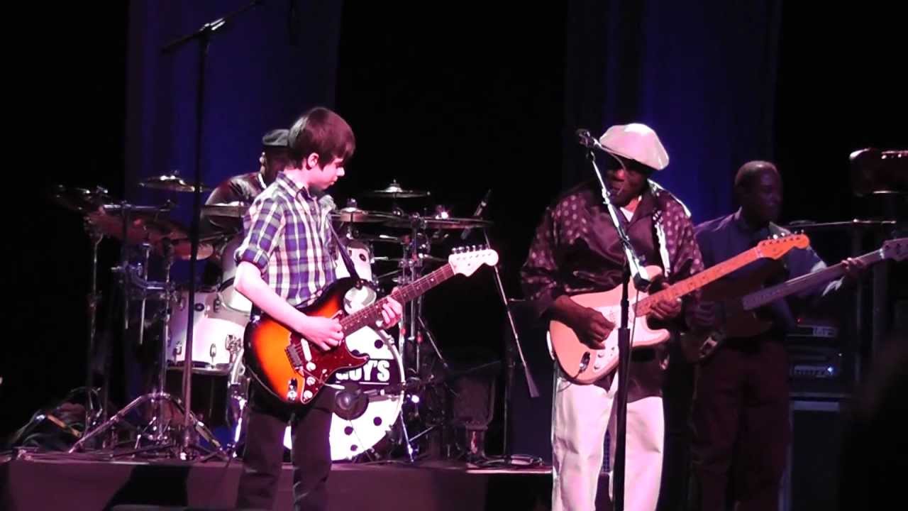 Buddy Guy and Hayden Fogle Play a Slow Blues at UB 2013