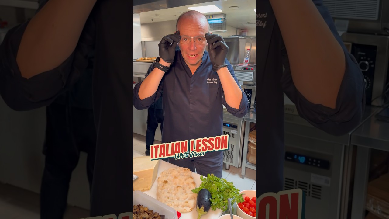 ITALIAN LESSON WITH PINSA 🤌🏼👨🏻&zwj;🍳 #chef #pinsa #food #cook #taste #italy #dubai