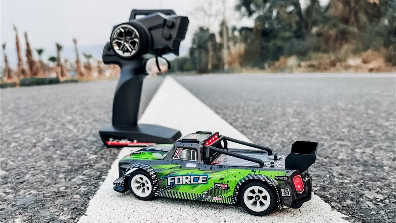 รถบังคับวิทยุ WL-TOYS FORCE 30 KM/H 1/28 2.4 4WD NO.284131 ราคา 1990.บ โทร:065-5393138 ไลน์:tay-3910