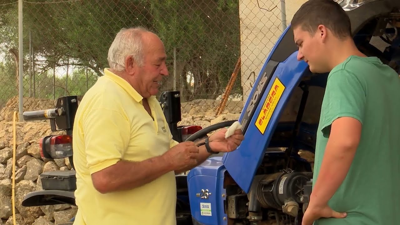 UEP! COM ANAM? [674] - PARELLA MOLT XALESTA D’ARTÀ, EL VEÏNAT D’EN MONTORO I FIDEUS DE MARJAL.