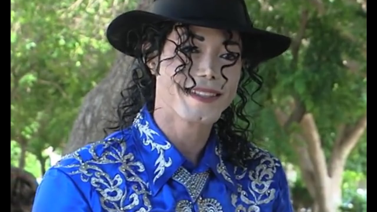 Earnest Valentino makes a Cameo appearance as MJ on Cyprus T.V. (2015)