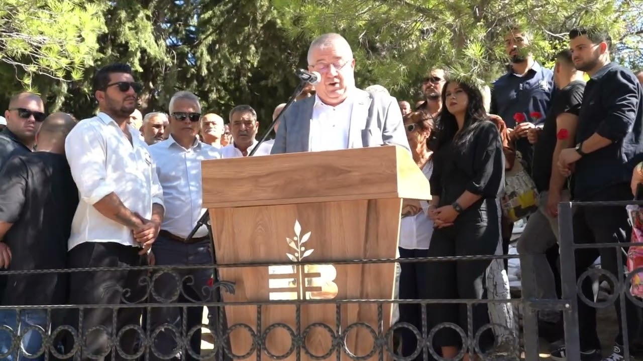 Tuncel Kurtiz, &Ccedil;amlıbel&rsquo;deki mezarı başında anıldı