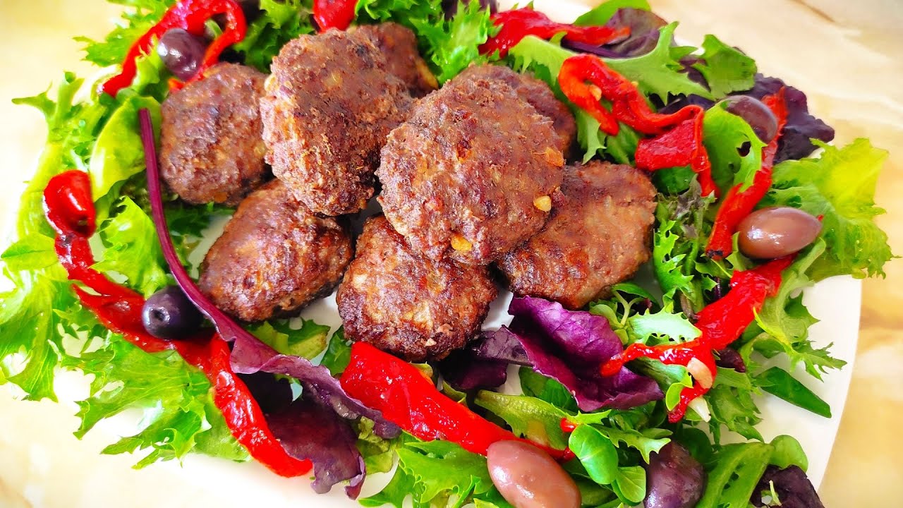Жареные котлеты. Вкусный, сочный и очень ароматный! Посмотрите, как я их жарю, не пачкая плиту!