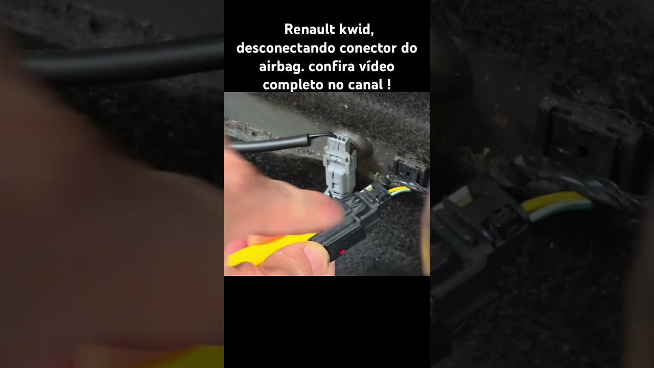 Renault kwid, desconectando conector do airbag, que fica embaixo do banco do motorista.