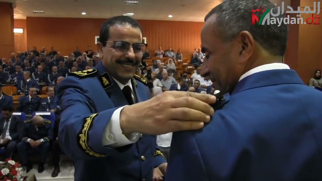 المفتش الجهوي لشرطة الوسط يشرف على تقليد الرتب واحتفال بذكرى 61 لتأسيس الشرطة الجزائرية