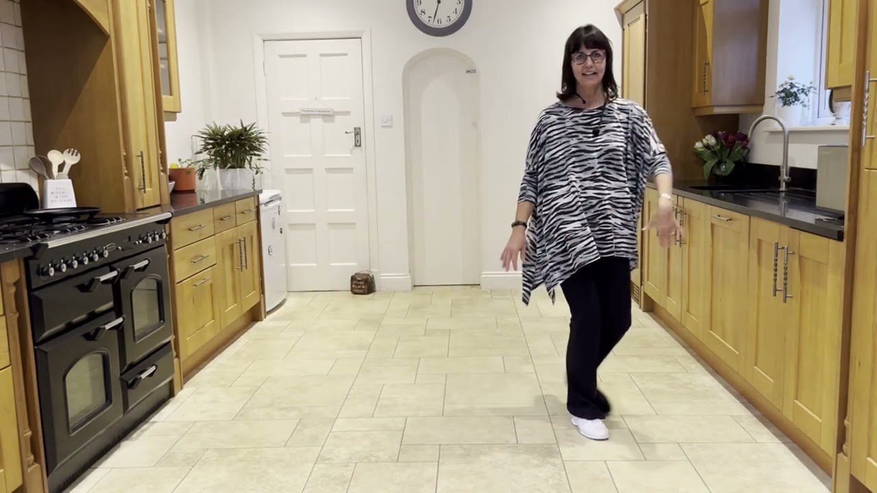 Big Red Balloon Line Dance Demo