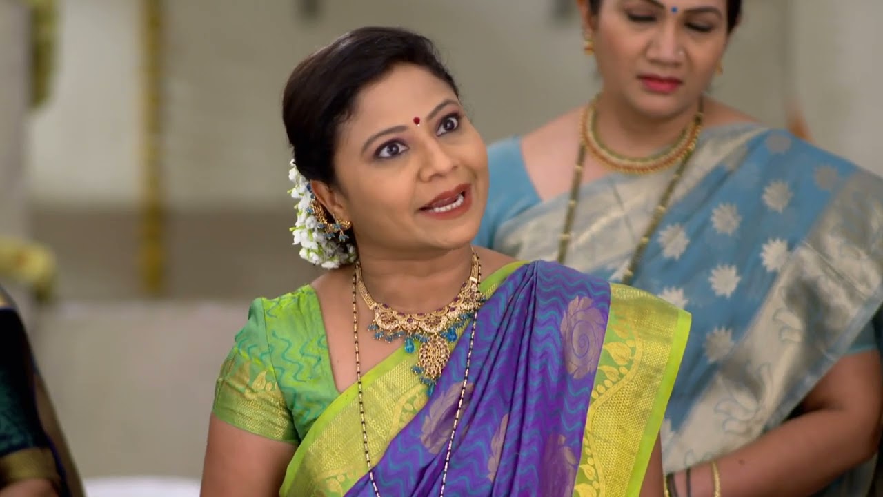 Mazhi Tuzhi Reshimgaath - Ep 108 - Prarthana Behere - Marathi Tv Serial - Zee5 Marathi Classics