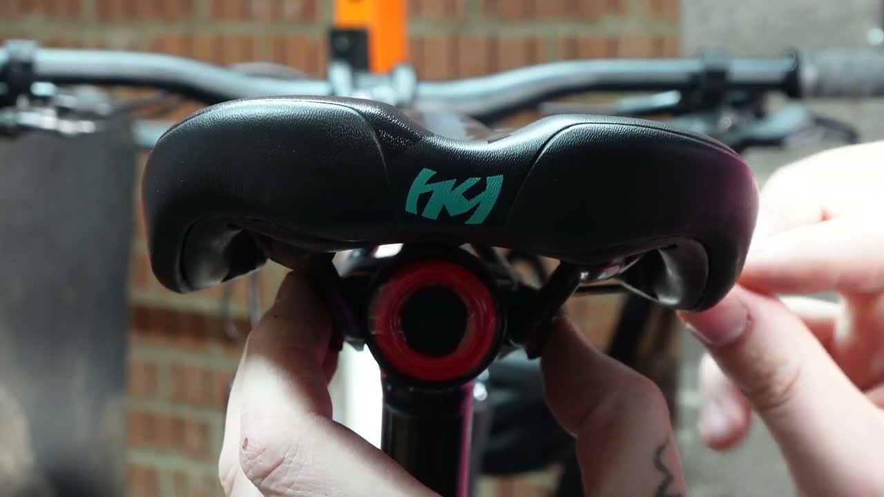 Fitting The ROCKBROS Q5 Smart Bike Rear Light To My Kona Honzo 2022 - Jackthetool