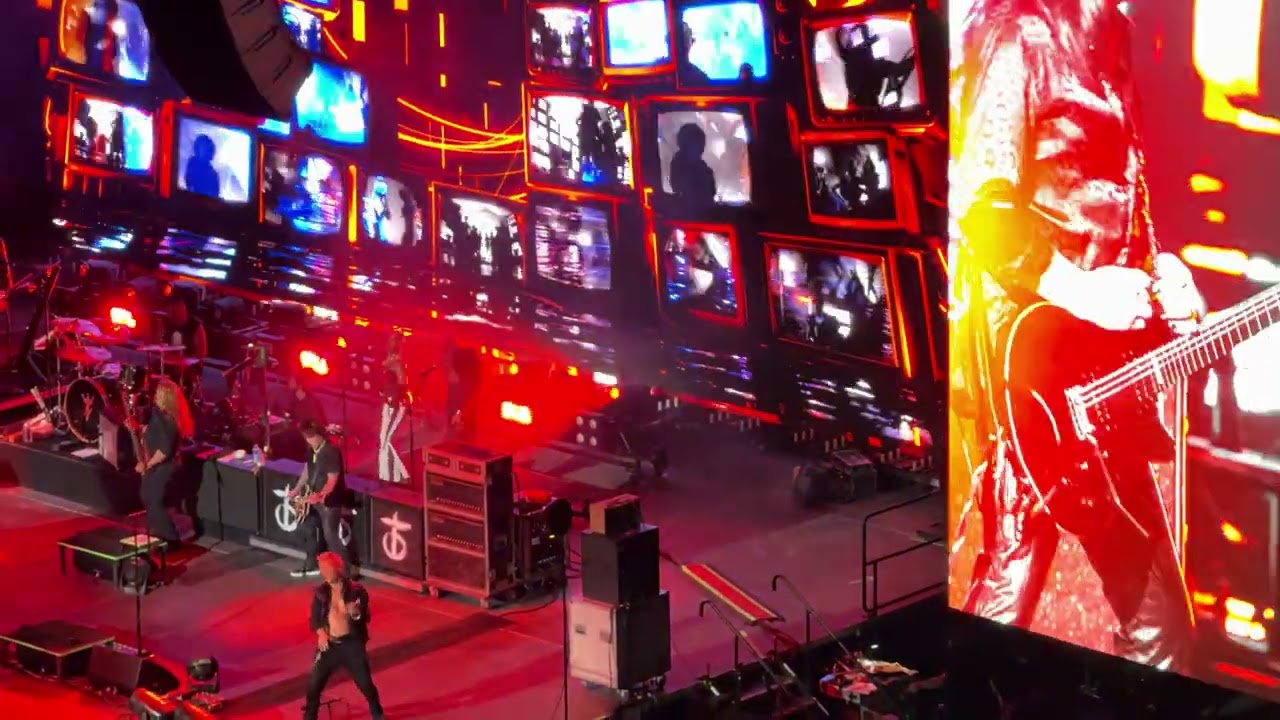 Billy Idol - Flesh for Fantasy - live in Fort Worth, TX - May 7 2025