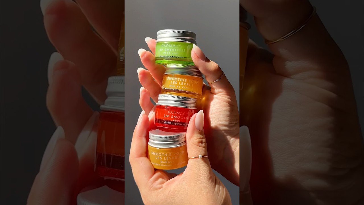 Lip Smoothie by Farmacy Beauty // Vitamin C + Peptide Lip Balm // 🥭🥝🍐🍎🍯