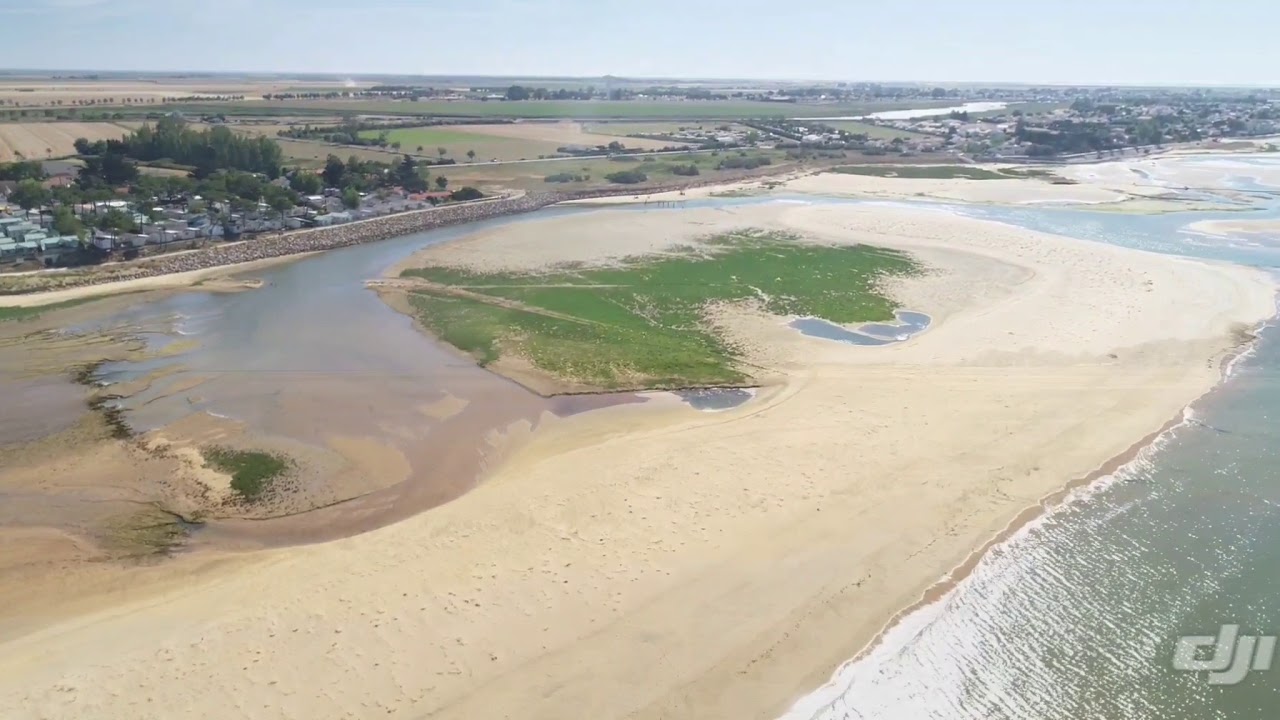 Camping 4 &eacute;toiles La Siesta &agrave; la Faute sur Mer en Vend&eacute;e ACC&Egrave;S DIRECT A LA MER