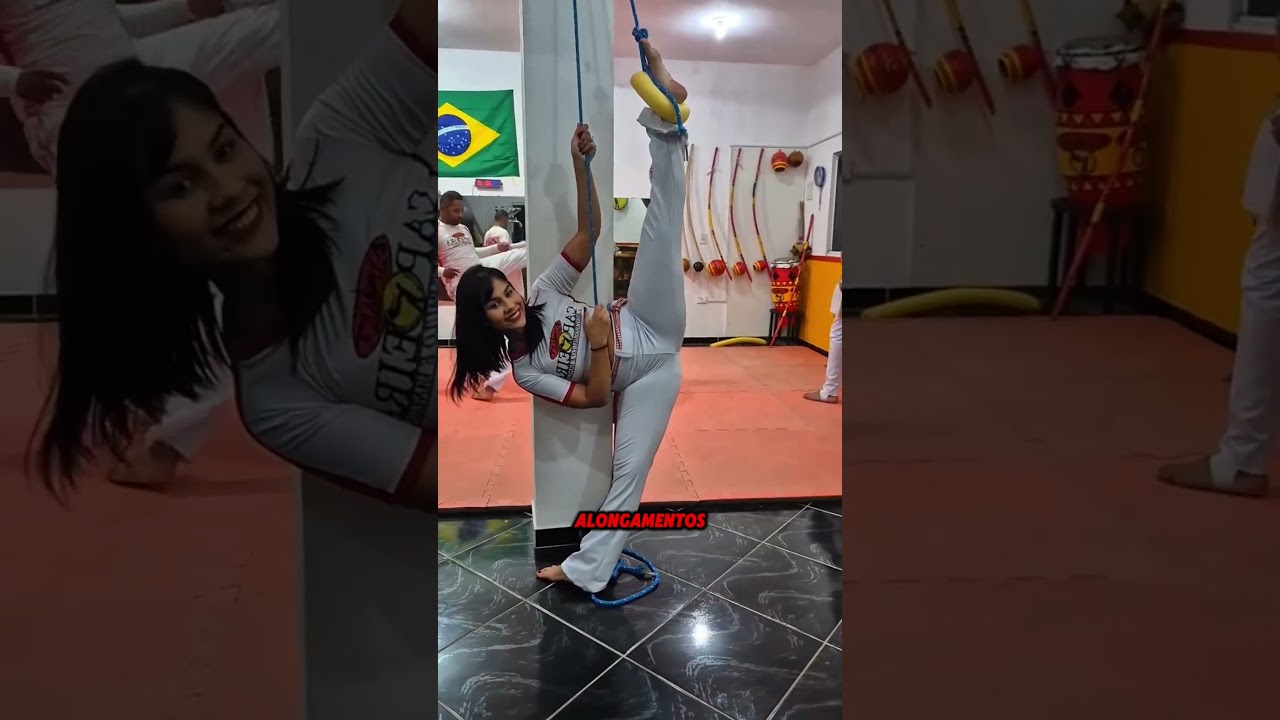 Capoeirista &eacute; muito flex&iacute;vel #capoeira