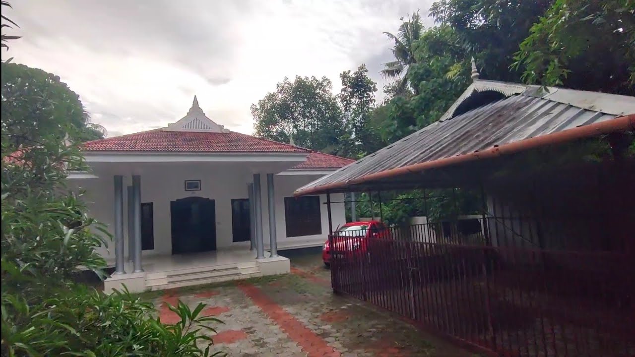 Used House for Sale in Ernakulam | 50 Cent | 5000 SQFT | 5 BHK | Very Urgent Sale