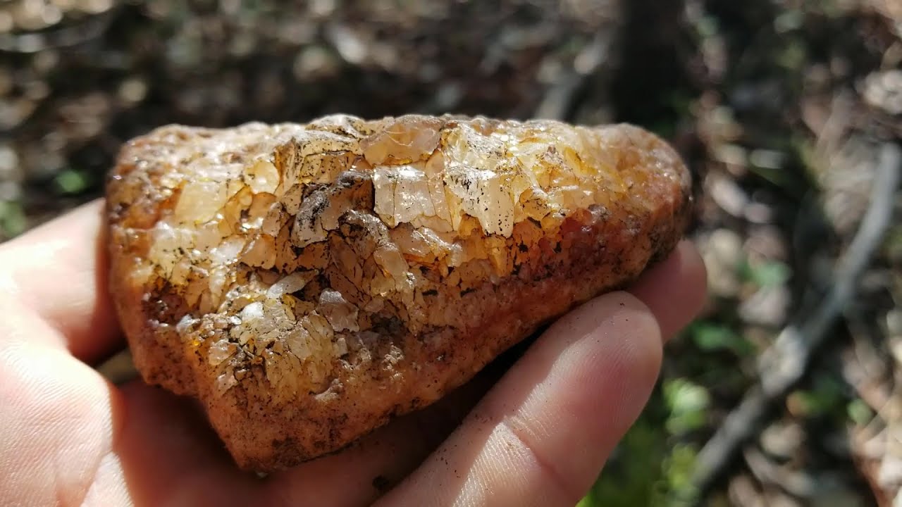 Oregon Rocks!: Rockhounding Oregon| Quartz Crystal Collecting w/ Rockhound Quest