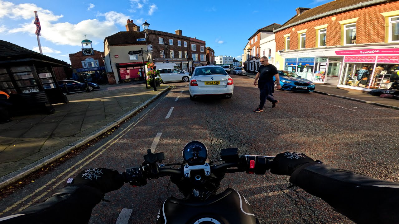 Sunny Afternoon Rip - Triumph Trident 660 POV Zard Exhaust + Quickshifter [4K]