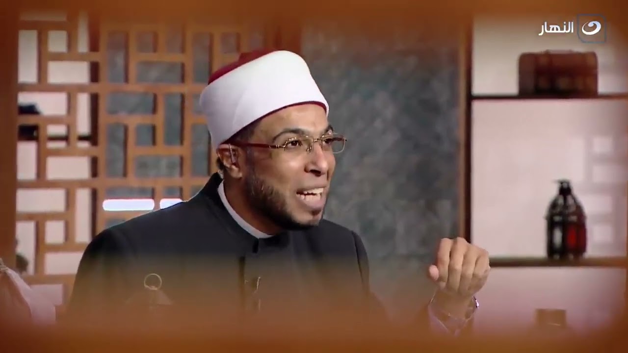 متصل : أنا حلفت يمين طلاق أني محضرش غسل أختي لأنها كانت بتضايق أمي .. تعليق قوي من الشيخ أبو بكر