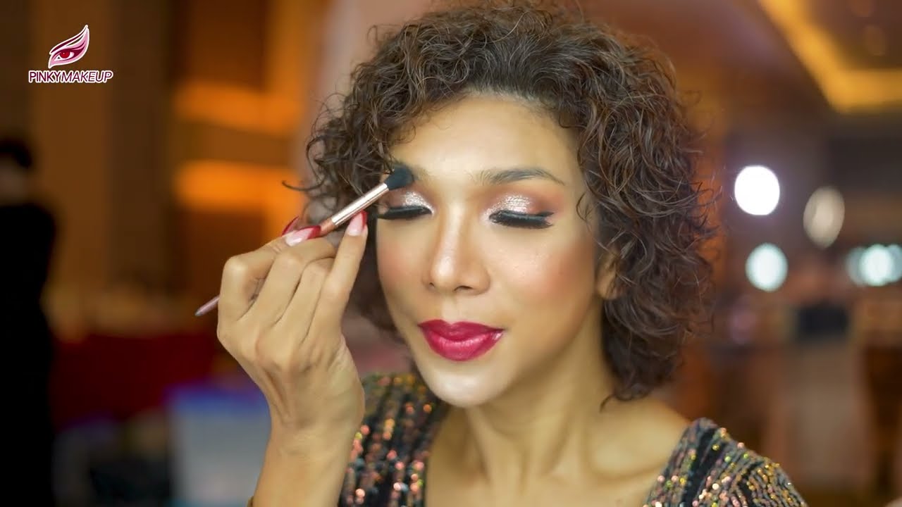 ชุดแปรงแต่งหน้า Pinkymakeup โดยอ.ปิงปอง