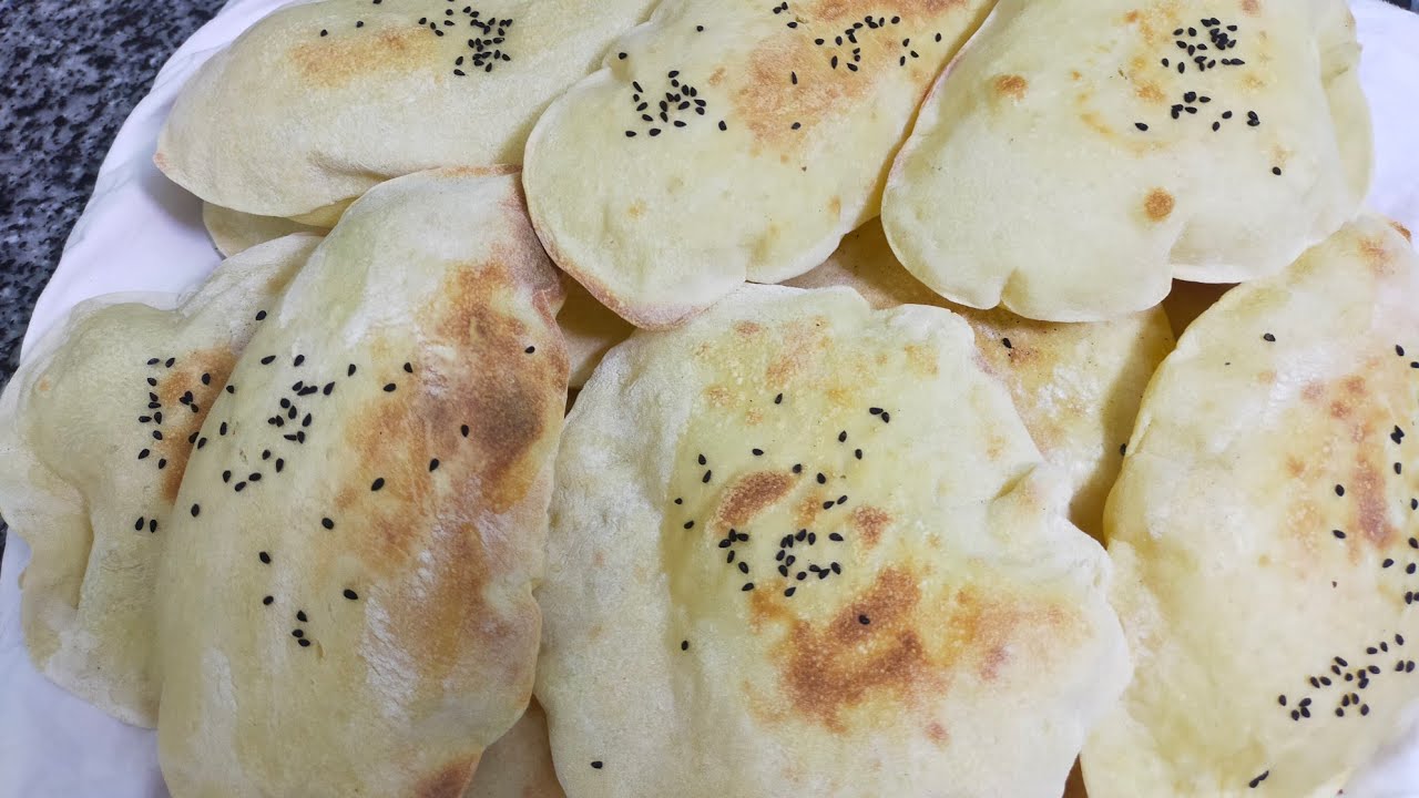 عوزه تعملى٢٥ رغيف شامى ببلاش من غير تكلفه ٢٠ جنيه بس هتعملى الخير ده كله👌