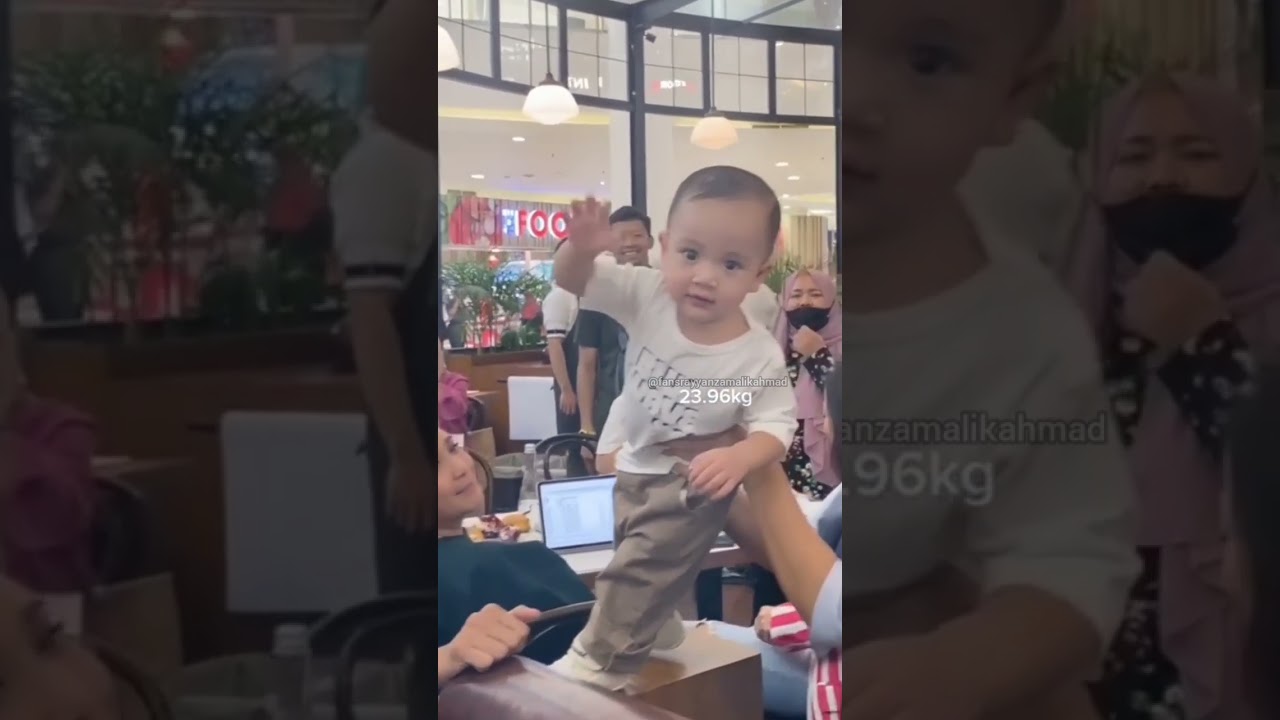 Rayyanza ramah banget sama fansnya #shorts #raffiahmad #rayyanza #rafathar #nagita
