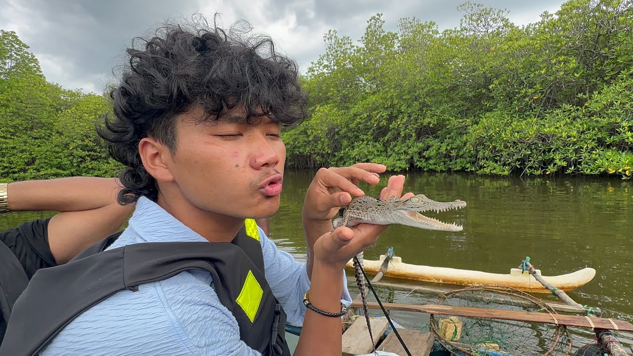 Crocodile in Srilanka are friendly 😳/Srilanka Vlog