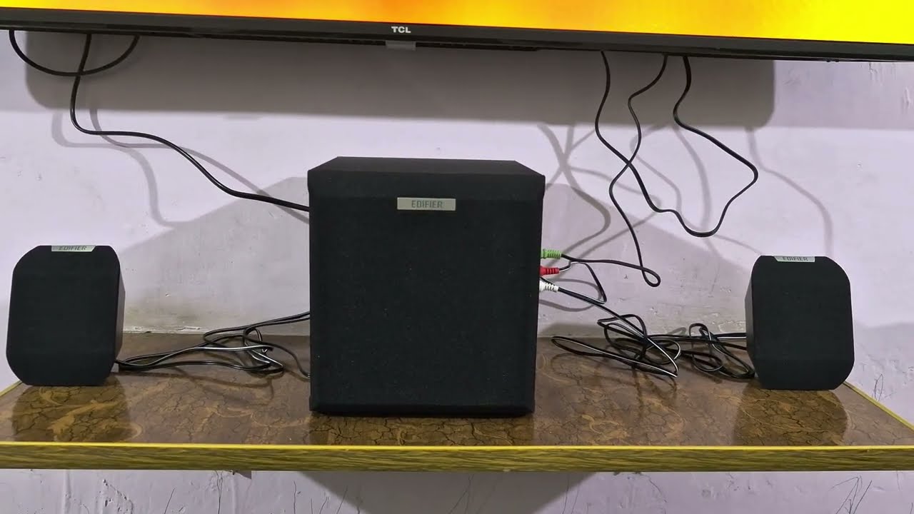 Edifier x100b entry level 2.1 speaker system with beautiful voice quality and bass.