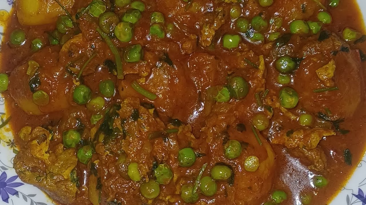 ডিম মটরশুঁটির কারি রেসিপি একবার বানিয়ে দেখুন 