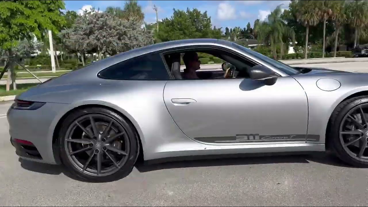 2023 Porsche 911 Carrera T