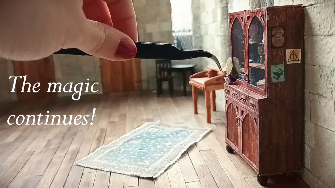 I made a miniature bookcase for my Hogwarts diorama! #gryffindor