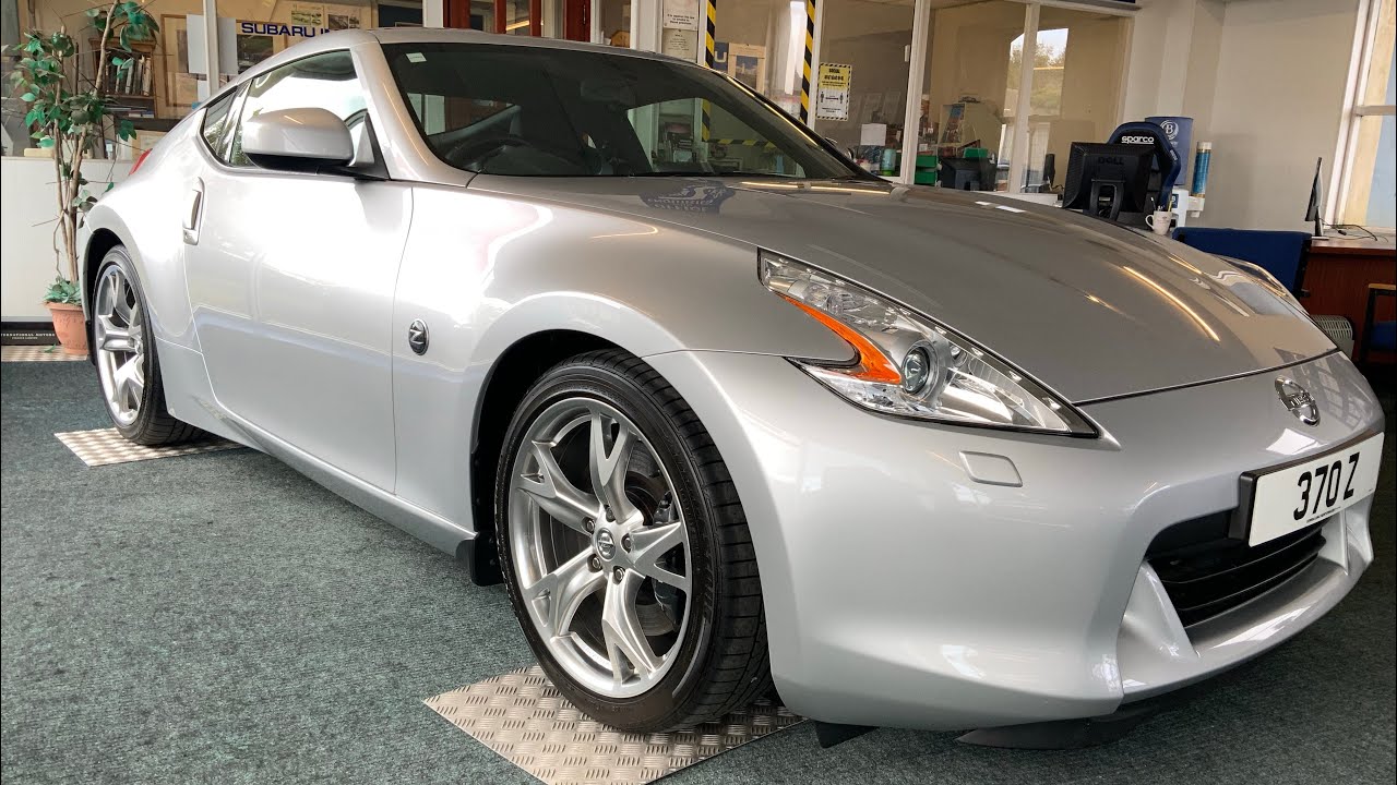 Nissan 370GT with delivery miles