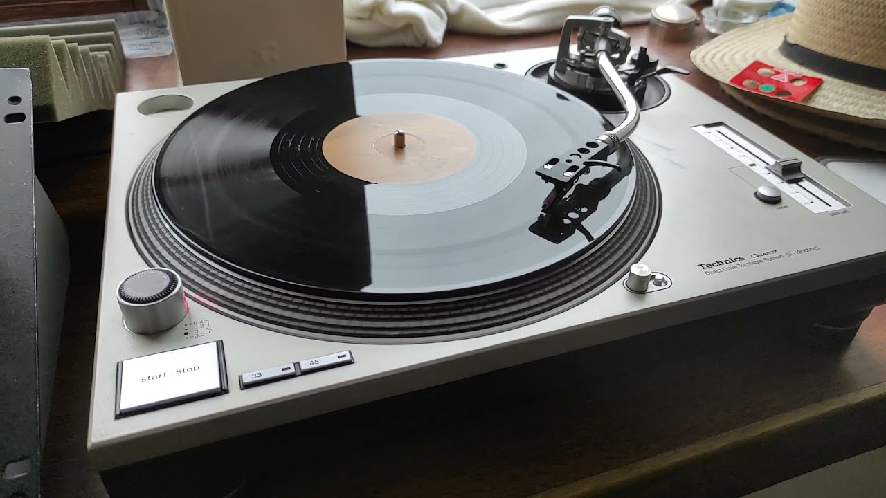 Rodec MX-10 + Technics SL 1200 MK5  + JBL 1710P