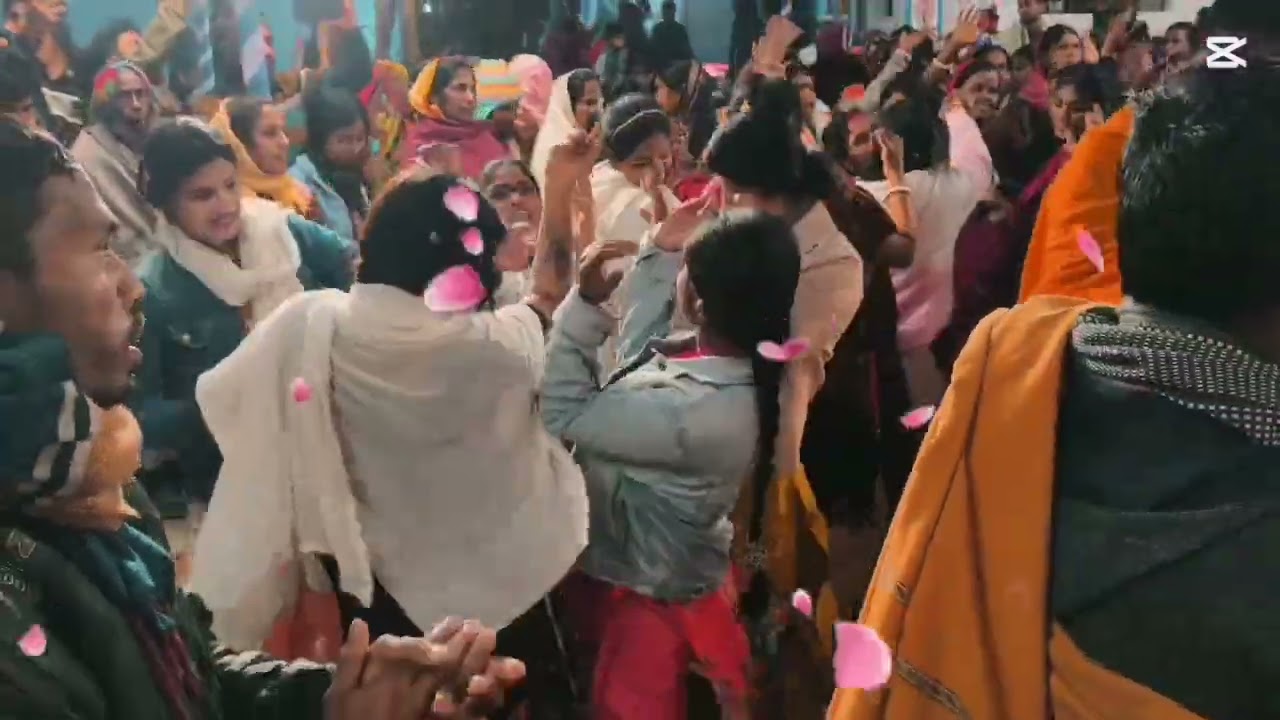 রাধে নাচে শ্যাম নাচে